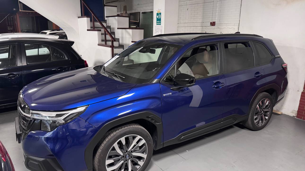 Subaru Forester premium ibrida 4×4